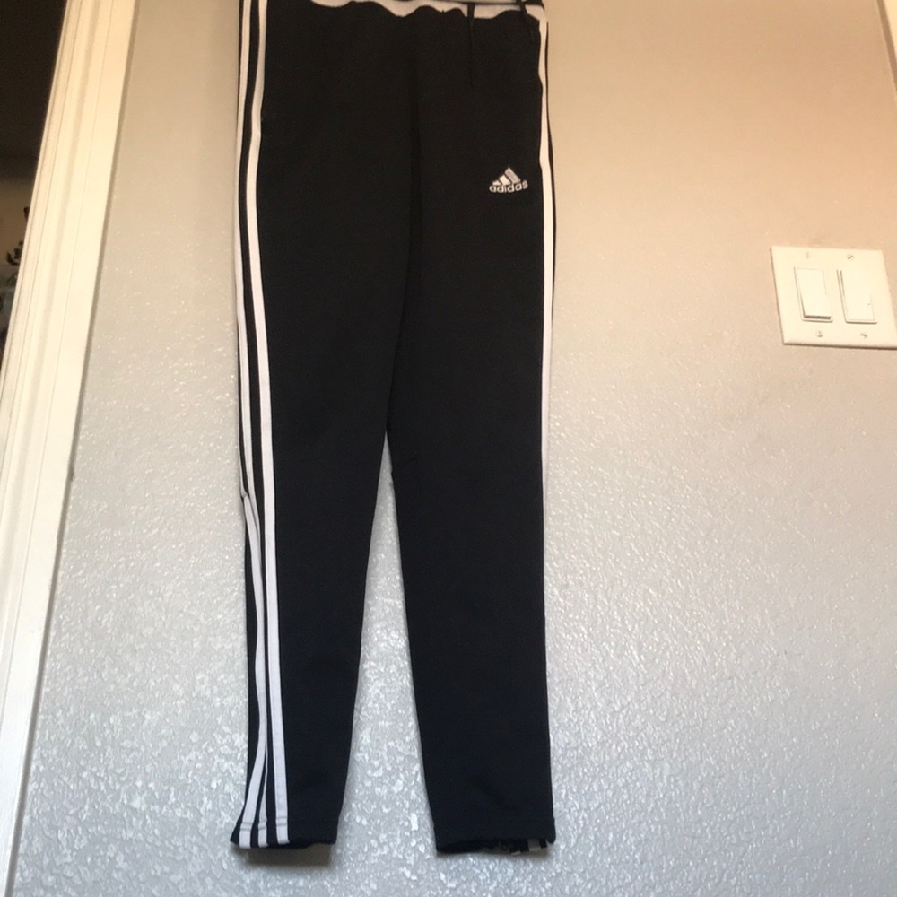 Women’s adidas track/soccer pants. Great condition